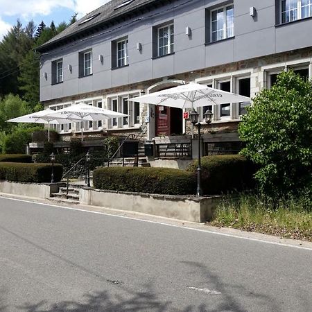 Logis L'Ermitage, Bistrot Des Saveurs Уффализ Экстерьер фото