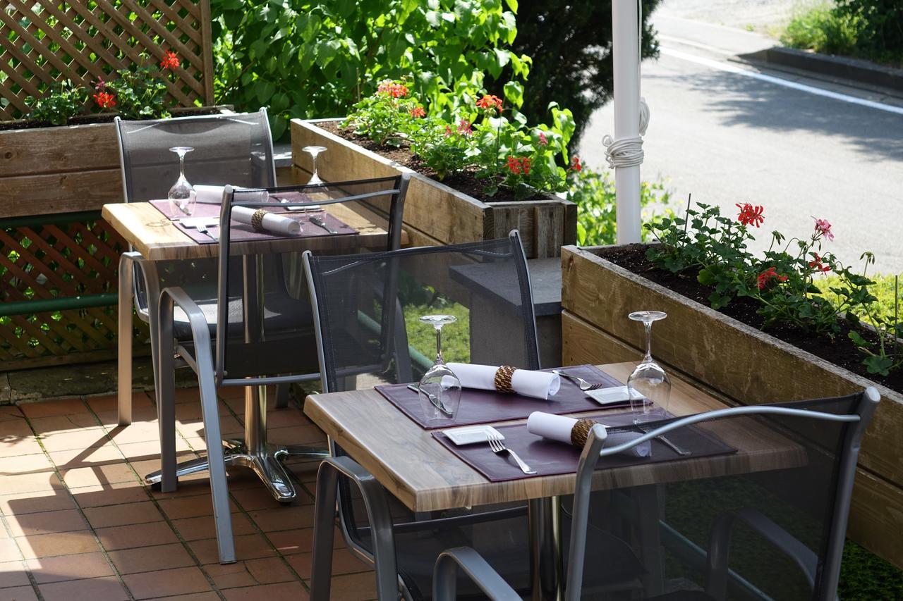 Logis L'Ermitage, Bistrot Des Saveurs Уффализ Экстерьер фото